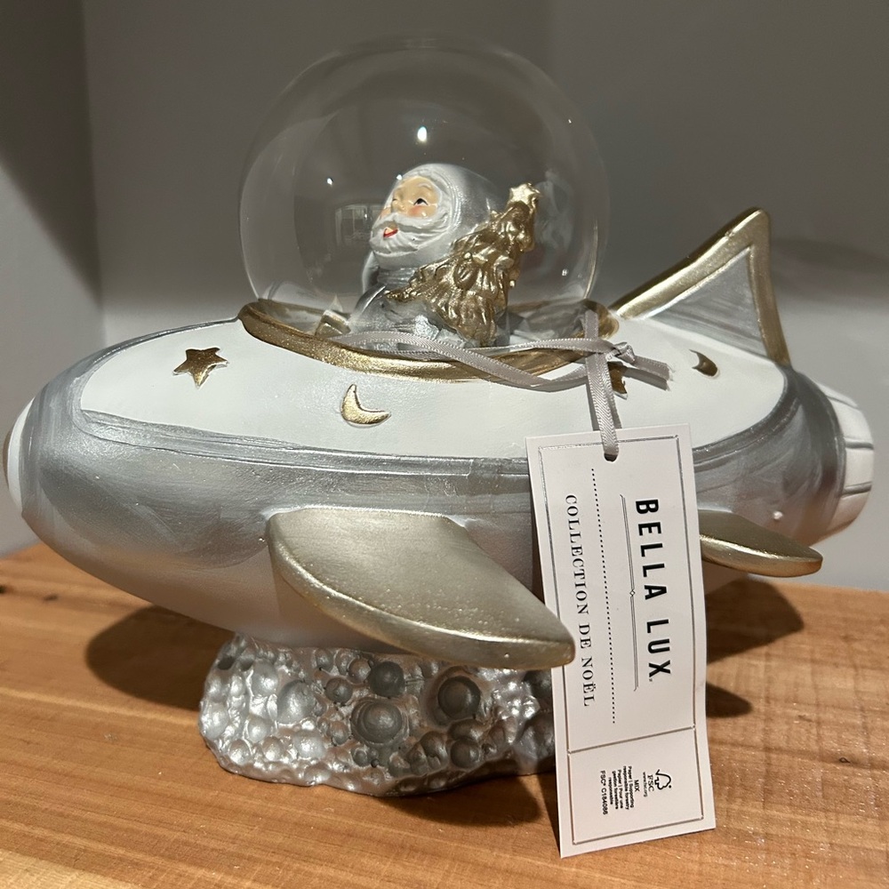 NWT Bella Luxx LED Santa in a Rocket-ship